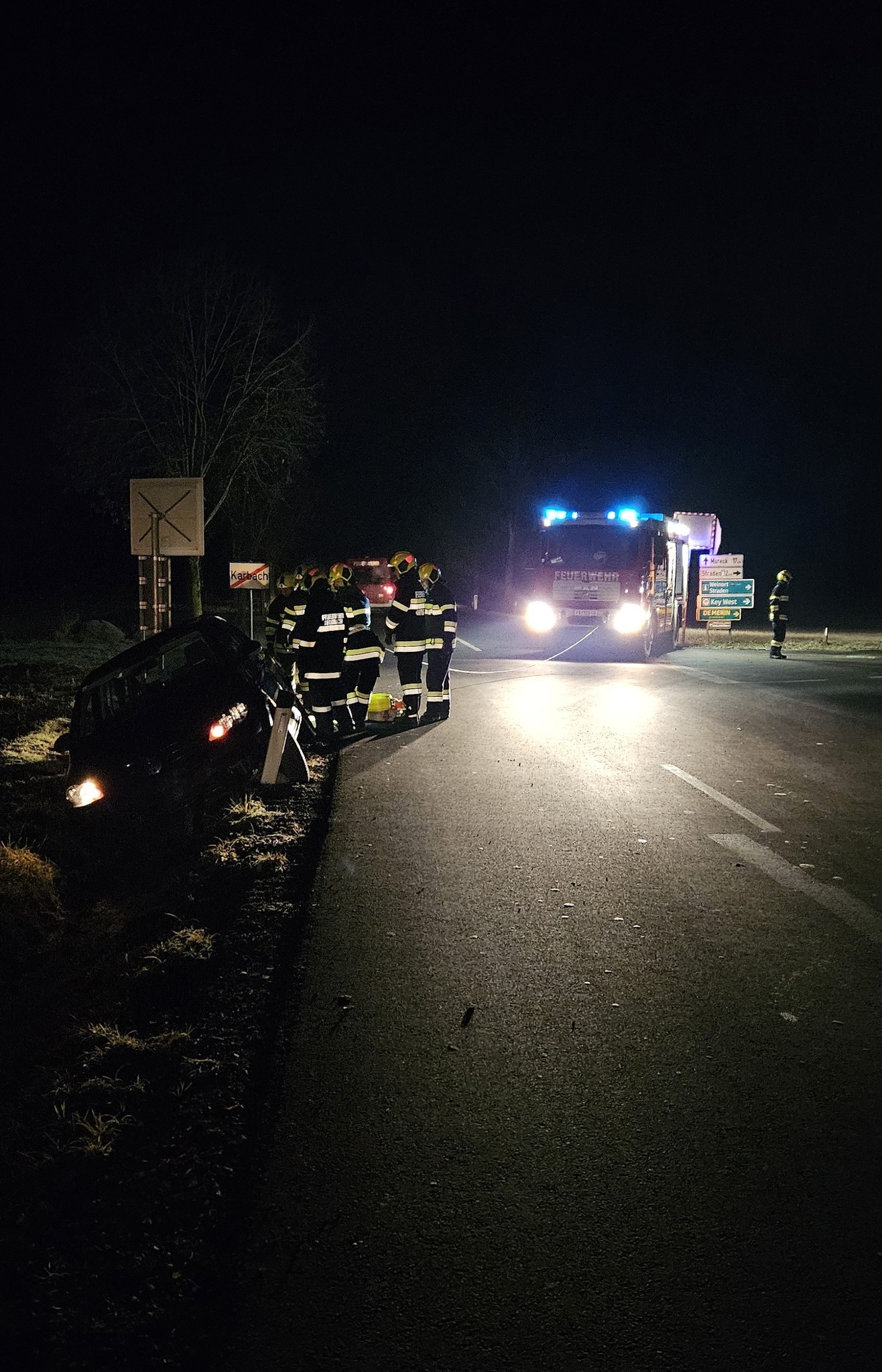 T03 – Verkehrsunfall mit Fahrzeugbergung