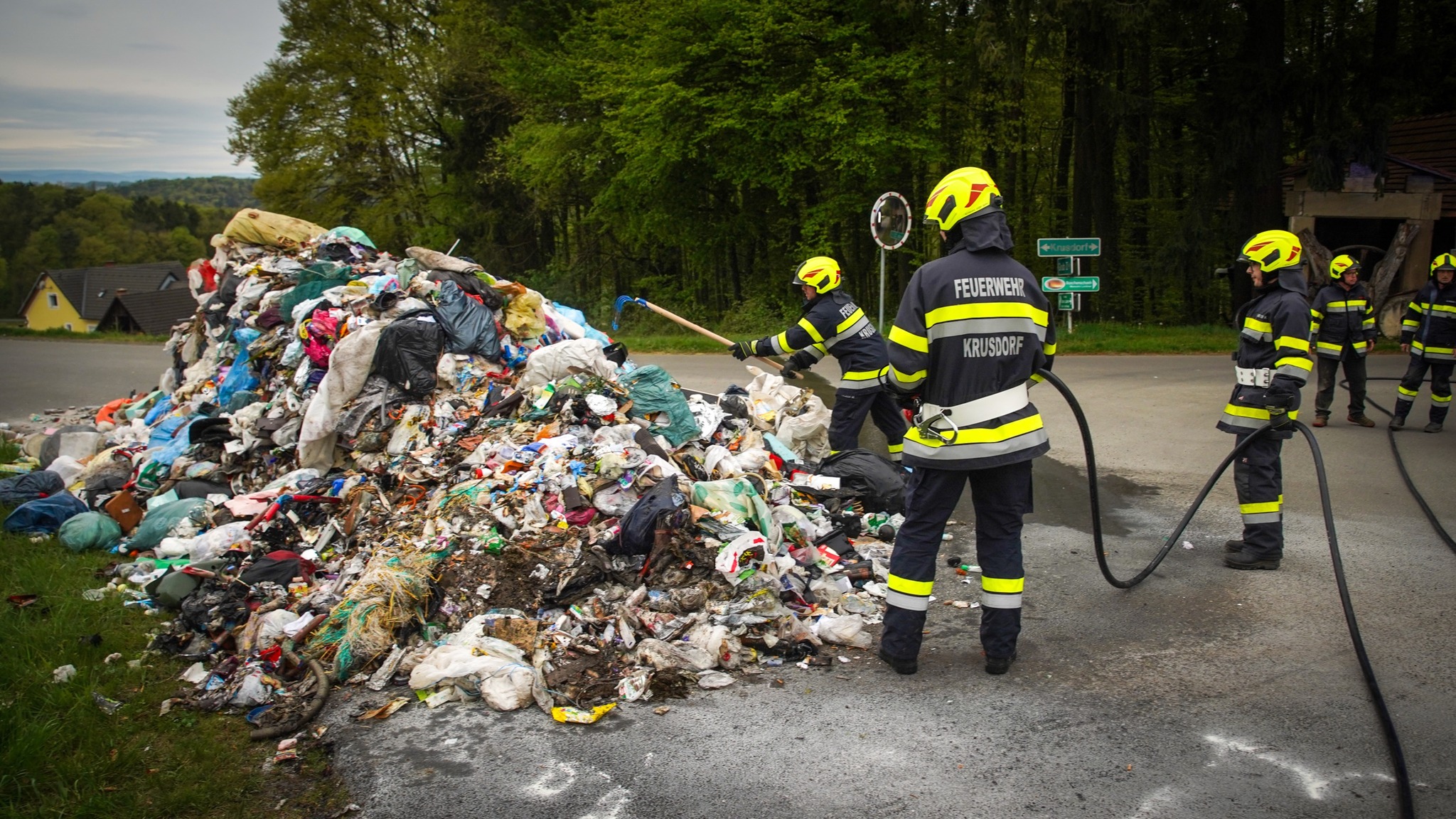 Rauchentwicklung im Restmüllwagen