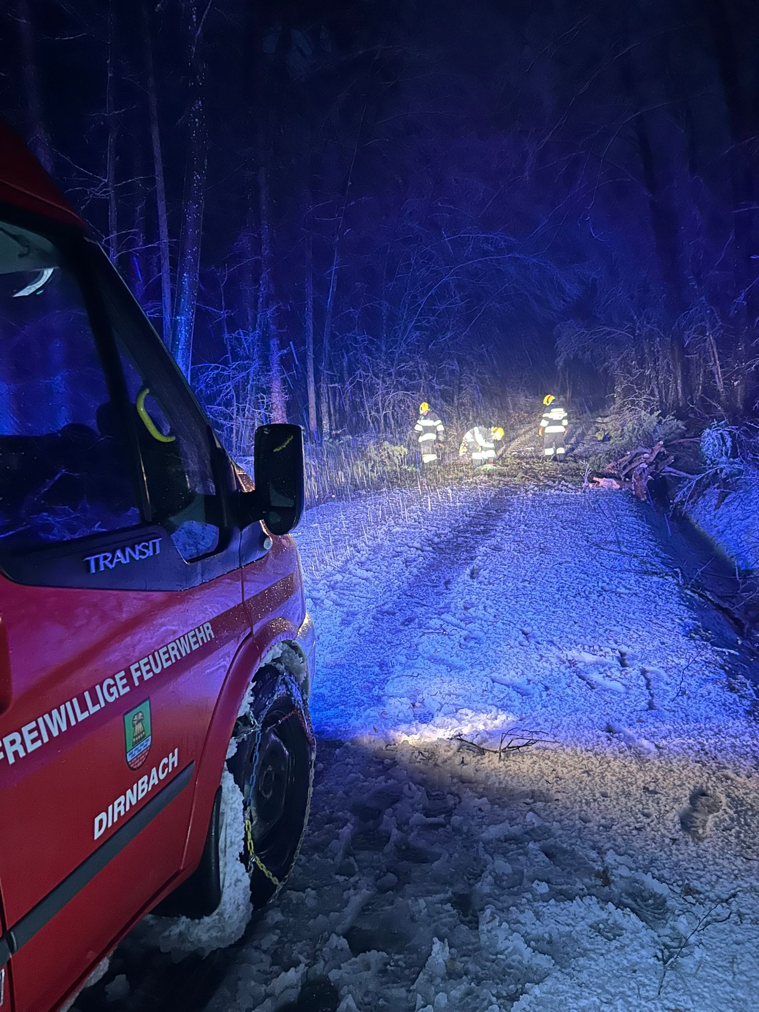Dauereinsatz aufgrund Schneechaos