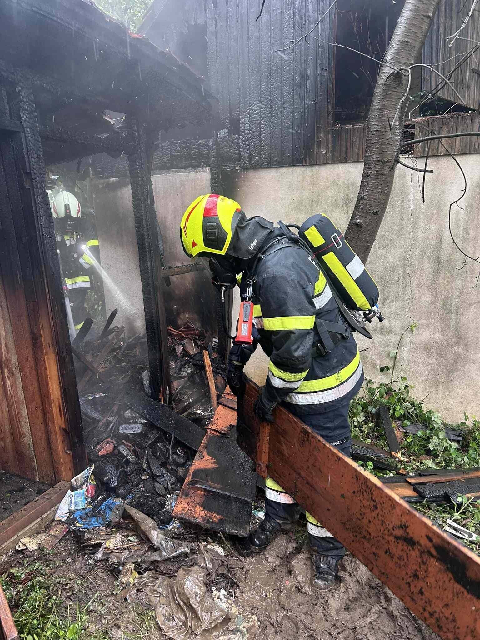 B10-Keller-Garagen-Brand /Kellerstöckl / Frutten-Gießelsdorf